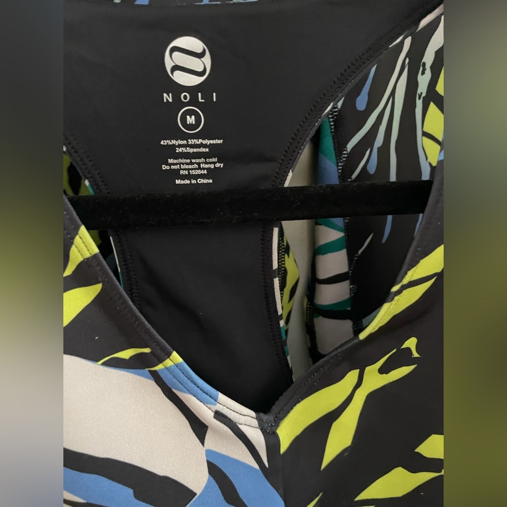 NOLI Elevate Sports Bra-Panther-Medium-NWT-TOP ONLY - Picture 4 of 6